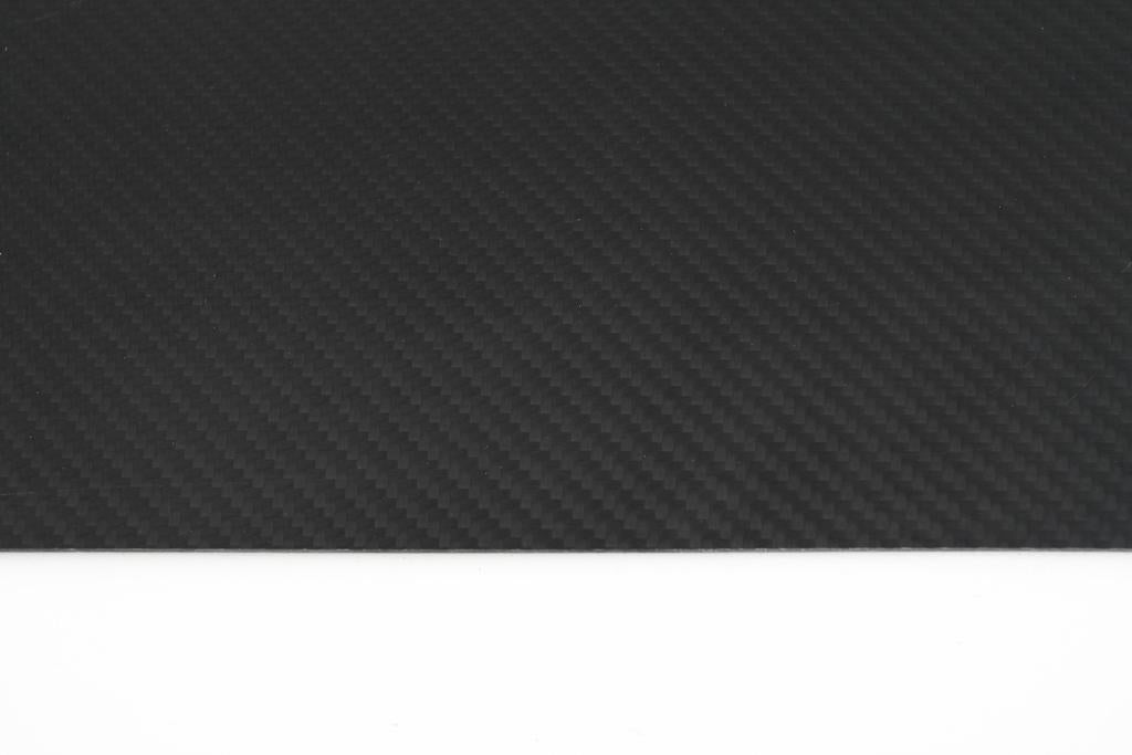Carbon Panel Min 200mm X 300mm X 1,5mm (+/-0,2mm)